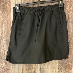 Women’s black skort